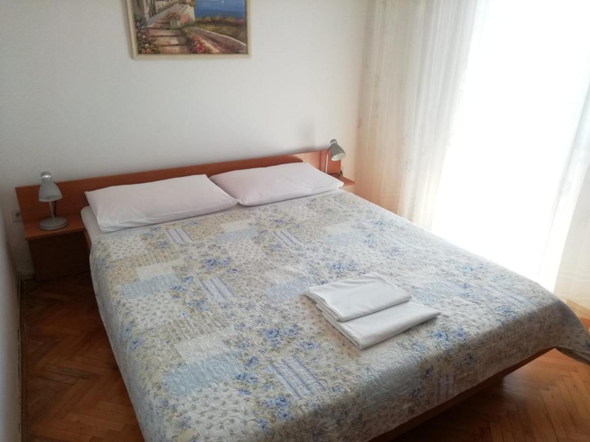 Apartman Ivona S Pogledom Na Podgora